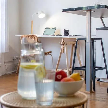 Grand Sur La Comedie Lejlighed