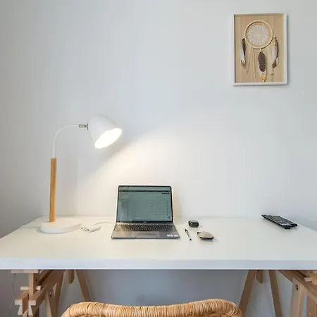 Grand Sur La Comedie *