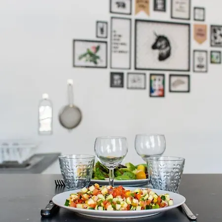 Grand Sur La Comedie